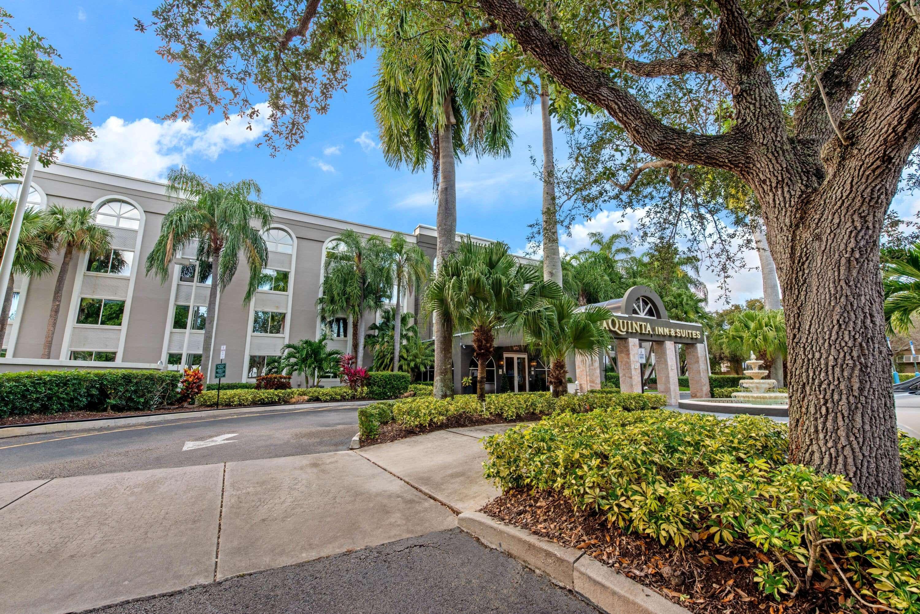 La Quinta By Wyndham Coral Springs South Otel Dış mekan fotoğraf