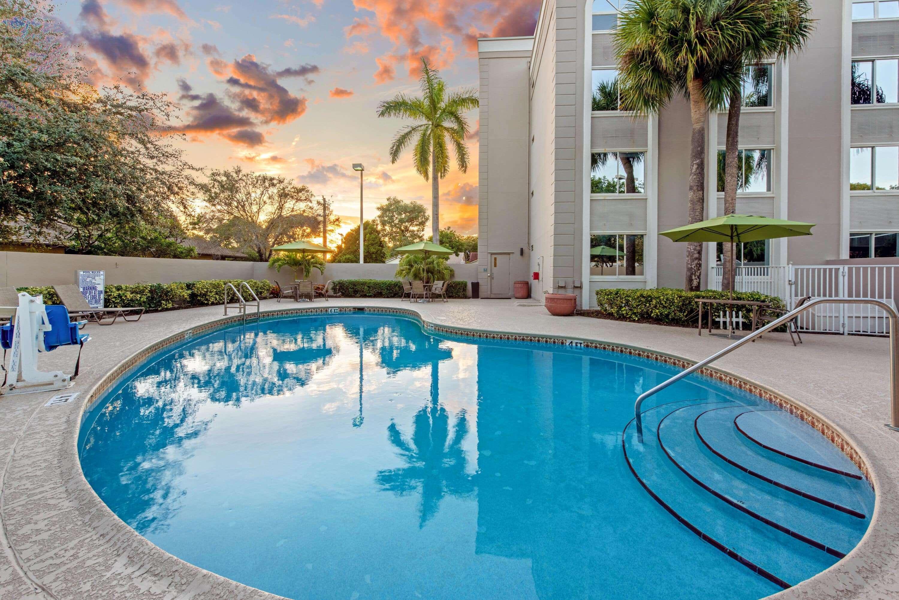 La Quinta By Wyndham Coral Springs South Otel Dış mekan fotoğraf