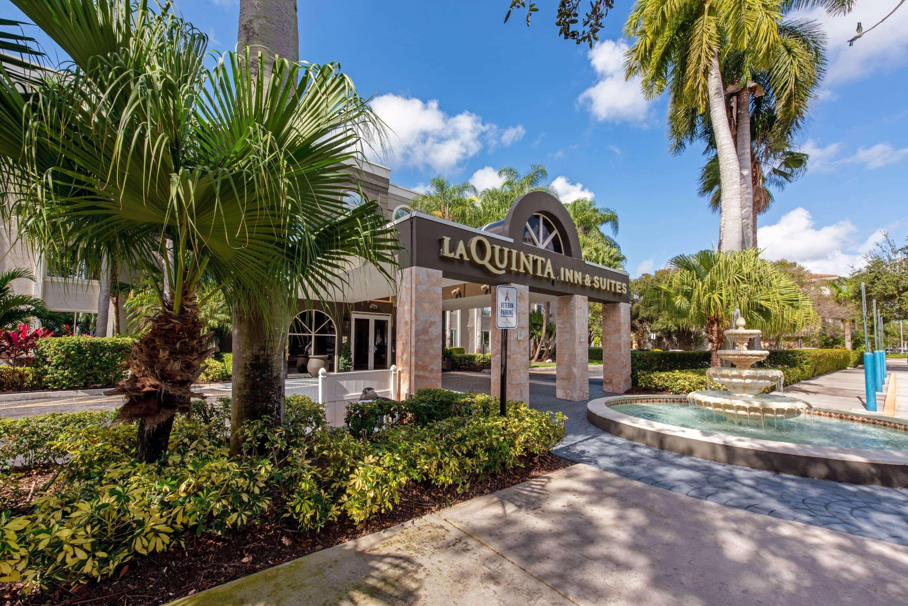 La Quinta By Wyndham Coral Springs South Otel Dış mekan fotoğraf